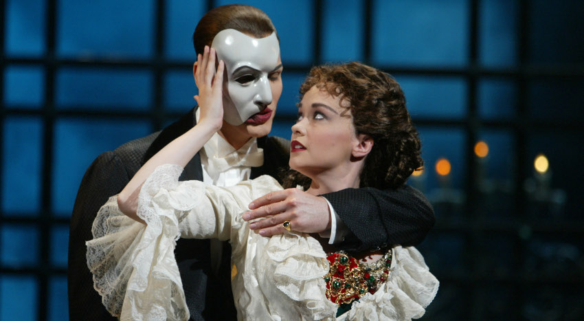 Webber colpisce ancora:“The Phantom of the Opera” in streaming